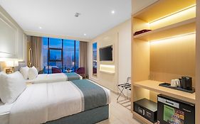 Grand Ambassador Hotel